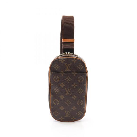 Louis Vuitton Handbags - LOUIS VUITTON Authentic Brown Monogram Leather Pochette Fanny Pack